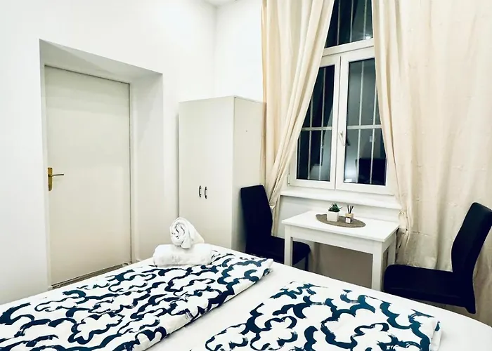 Convenient Stay 4Br Shared Apt For 11P, 10 Min To Atzgersdorf