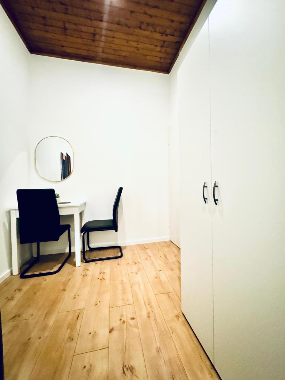 Convenient 4br Shared For 11p, 10 Min To Atzgersdorf