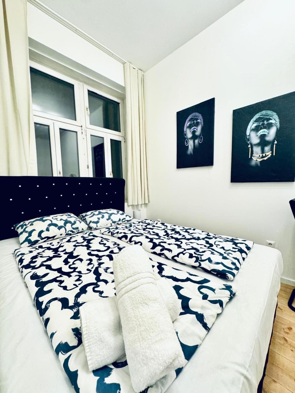Apartment Convenient 4br Shared For 11p, 10 Min To Atzgersdorf Vienna