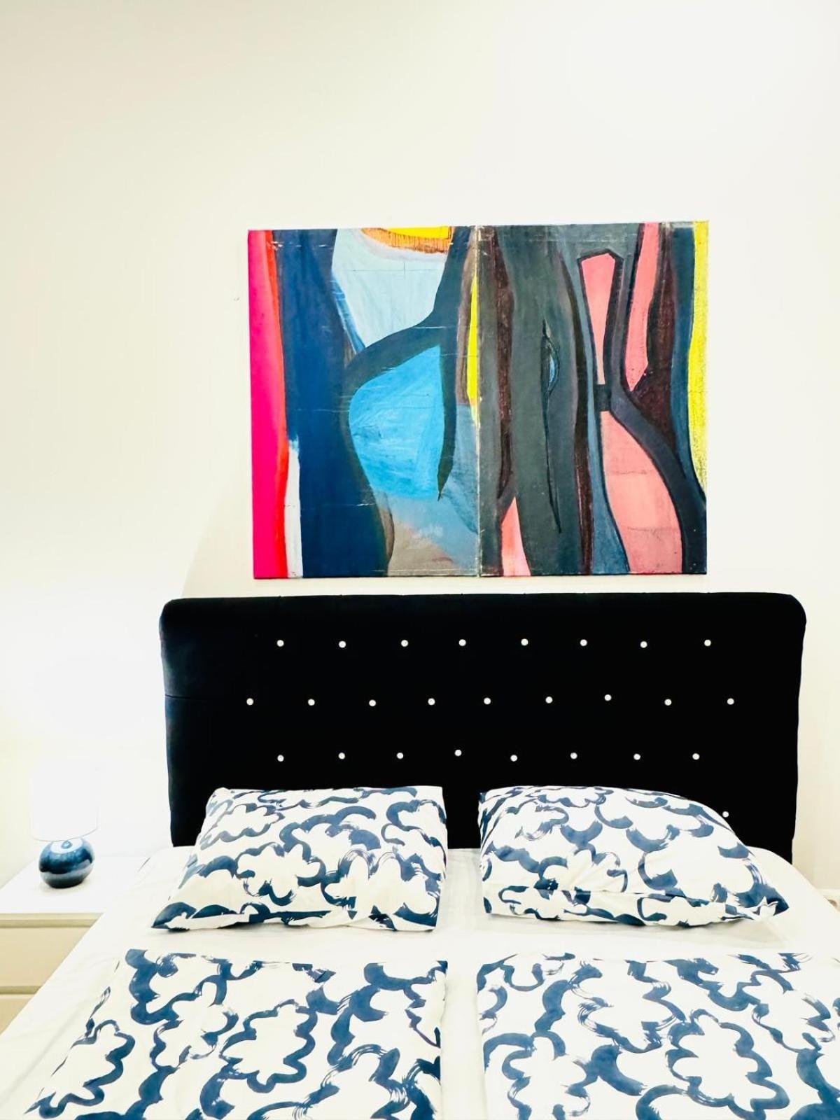 Convenient 4br Shared For 11p, 10 Min To Atzgersdorf Apartment Vienna