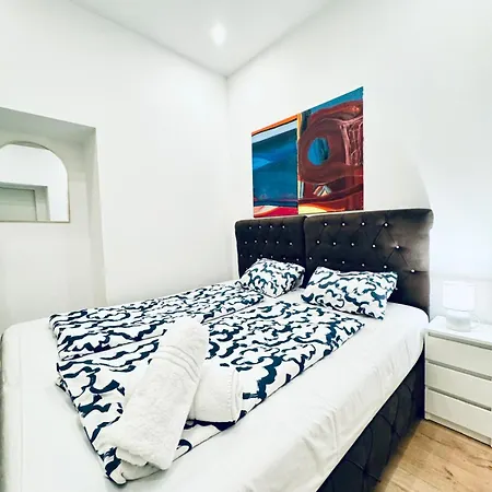 Convenient Stay 4Br Shared Apt For 11P, 10 Min To Atzgersdorf Vienna Exterior photo