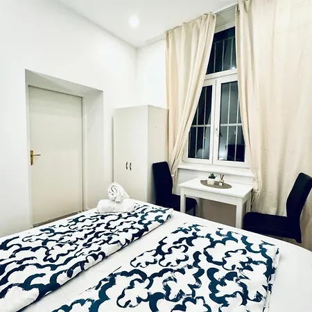 Convenient Stay 4Br Shared Apt For 11P, 10 Min To Atzgersdorf Vienna Exterior photo