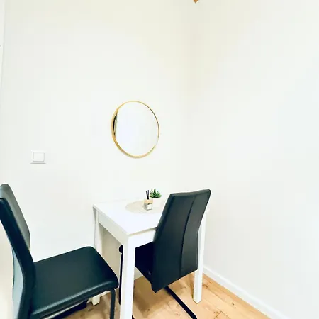 Convenient Stay 4Br Shared Apt For 11P, 10 Min To Atzgersdorf Vienna Exterior photo