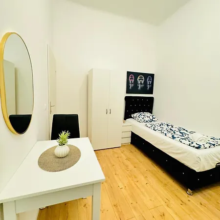 Convenient Stay 4Br Shared Apt For 11P, 10 Min To Atzgersdorf Vienna Exterior photo