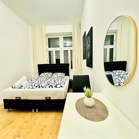 Convenient Stay 4Br Shared Apt For 11P, 10 Min To Atzgersdorf Vienna Exterior photo