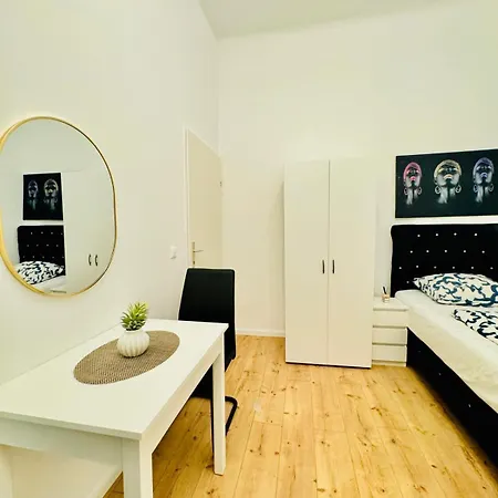 Convenient Stay 4Br Shared Apt For 11P, 10 Min To Atzgersdorf Vienna Exterior photo
